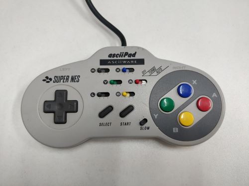 [Nintendo SNES] Drôtový ovládač Asciipad Turbo (estetická vada)