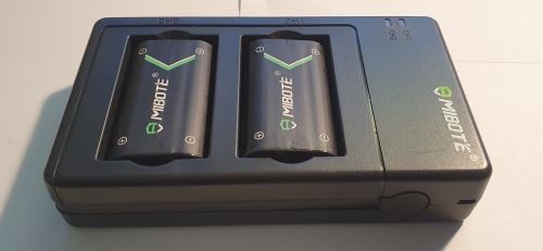 [Xbox One] Nabíjacia stanica MIBOTE pre akumulátory + 2x akumulátor
