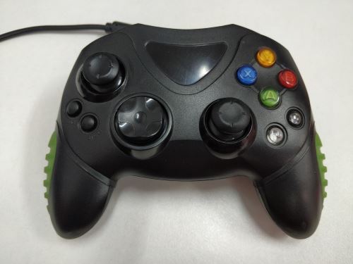 [Xbox Original] Drôtový ovládač - čiernozelený (estetická vada)