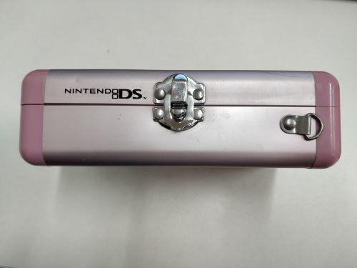 [Nintendo DS] Kufrík - ružový (estetické vady)