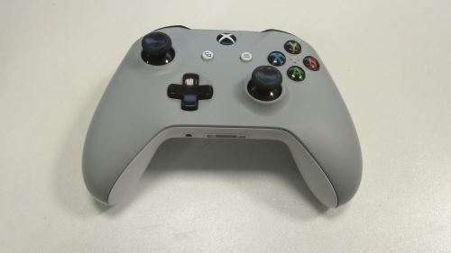 [Xbox One] S Bezdrôtový Ovládač - šedobiely