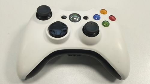 [Xbox 360] Bezdrôtový Ovládač Scuf Gaming Hybrid - čiernobiely