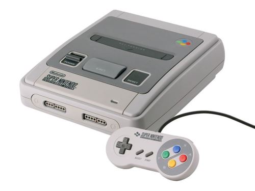 Super Nintendo Entertainment System 1990 - herná konzola (estetická vada)