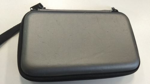 [Nintendo 3DS XL] Ochranné puzdro šedej (estetická vada)