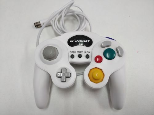 [Nintendo GameCube] Lioncast ovládač (estetická vada)