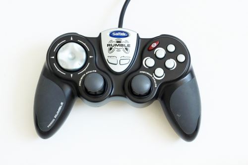 [PS3] [PC] Drôtový Ovládač Saitek [PS3][PC] Drátový Ovladač Saitek P2500 Rumble - černý (estetická vada) - čierný (estetická vada)